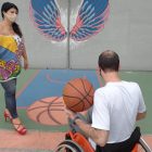 Servidor da Sesporte joga basquete em cadeira de rodas